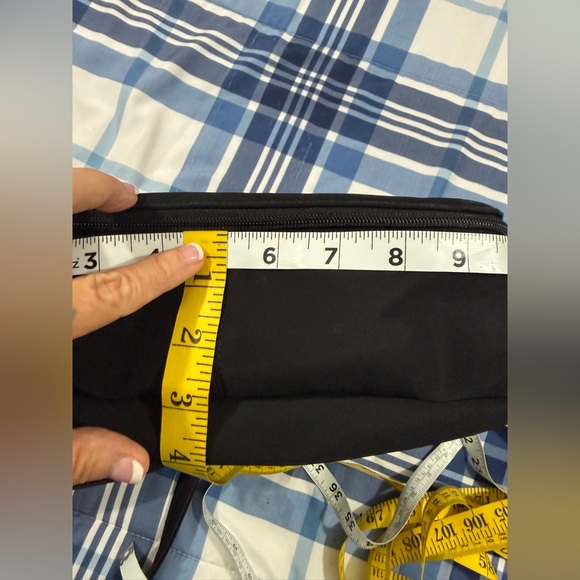 Hobo International Black Nylon Crossbody Messenger Organizer Bag - Picture 11 of 11